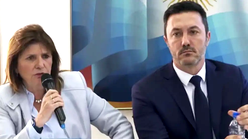 Conferencia de Prensa, Patricia Bullrich y Luis Petri anunciando que apoyan a Javier Milei en la segunda vuelta electoral para presidente de Argentina.